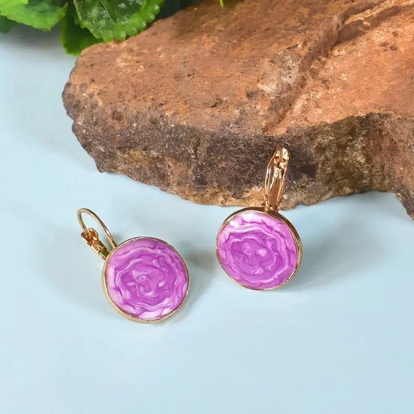 Elegant Gold-Plated Earring