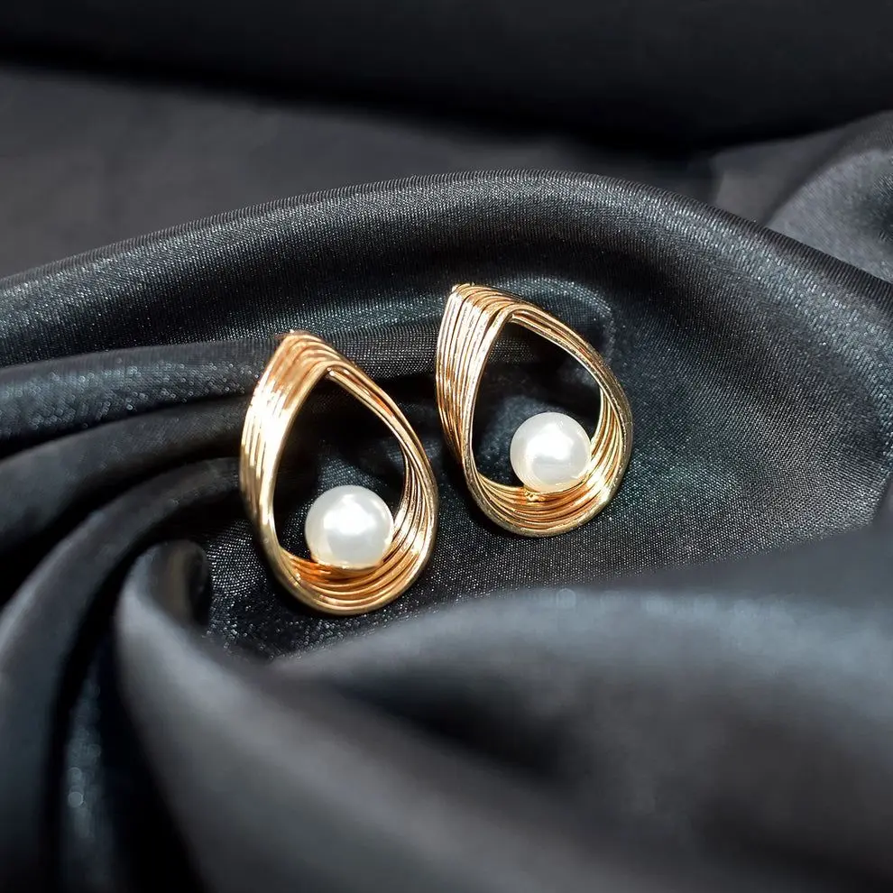 Stunning Earring